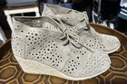 Toms Perforated Wedge Bootie. Tan. Women’s Size 9. — photo 1