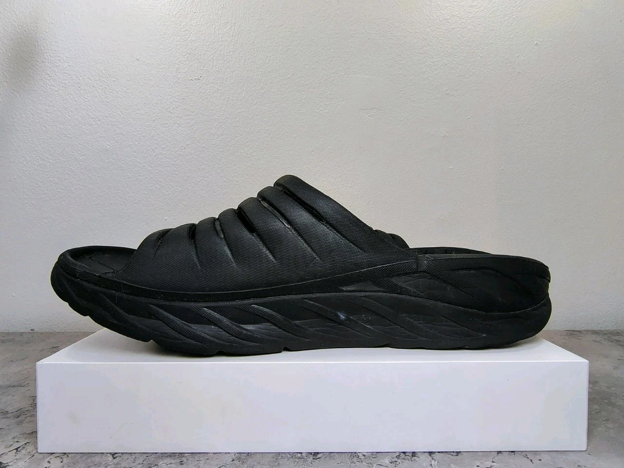 HOKA ONE ONE Sandali comodi Hoka One Ora Recovery Slides uomo 13 neri slip on comodi