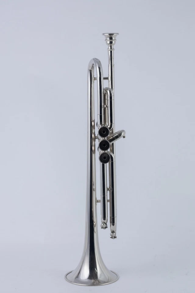 Trompeta Bb CROMO Con Estuche Boquilla Instrumento Bien Afinado QUEENBRASS Foto 3 de 4