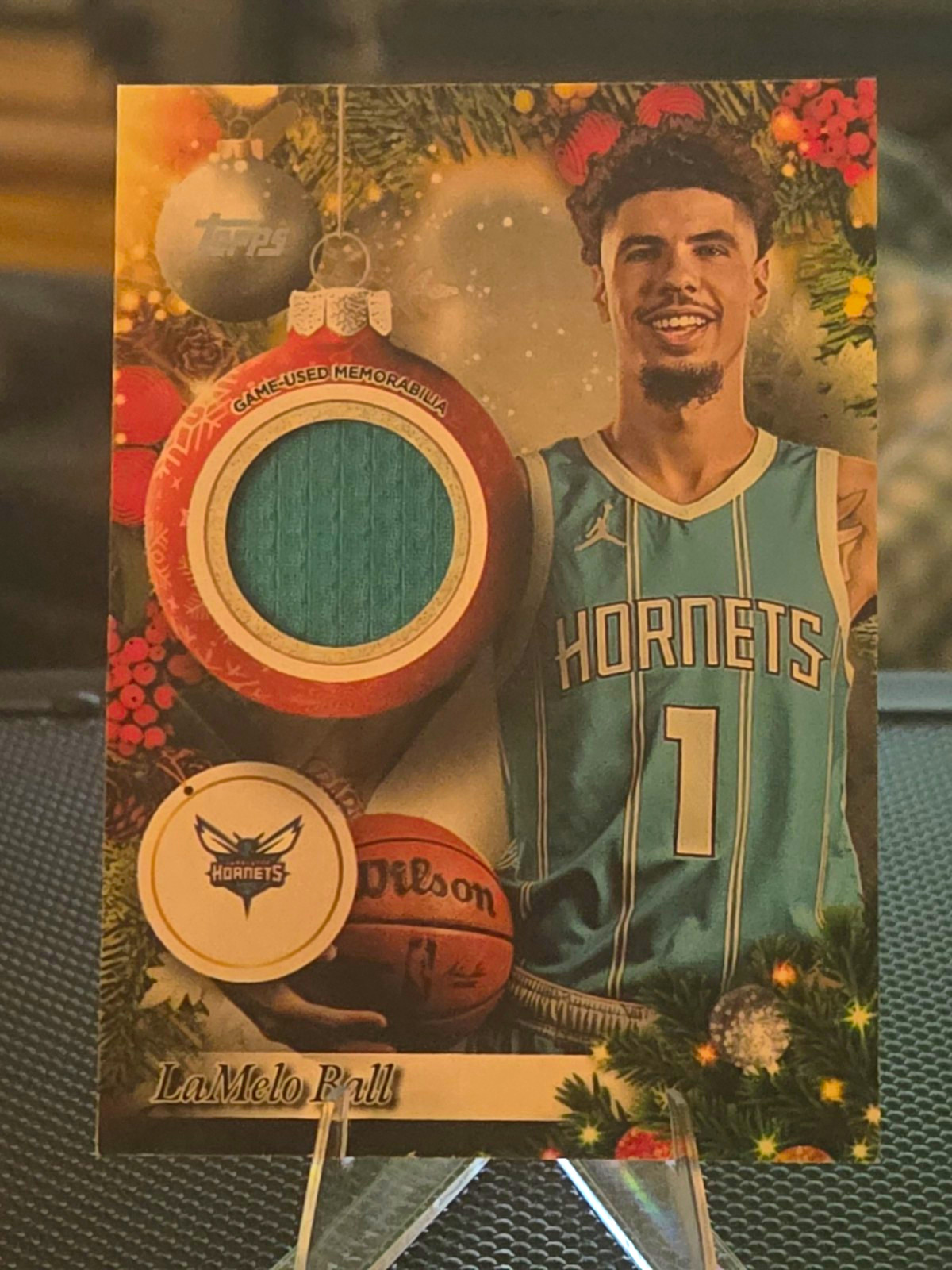Topps 2025-26 Holiday LaMelo Ball Charlotte Hornets Player Relics #PR-LB