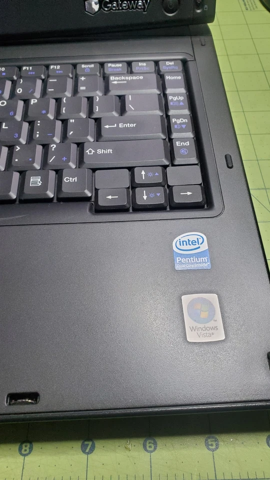 Tablet/portátil Gateway TA7 1 GB de RAM DVDRW... solo piezas... Foto 3 de 4