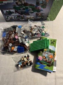 Lego Minecraft The Iron Golem Set 21123 New SEALED 2016 8+ Age