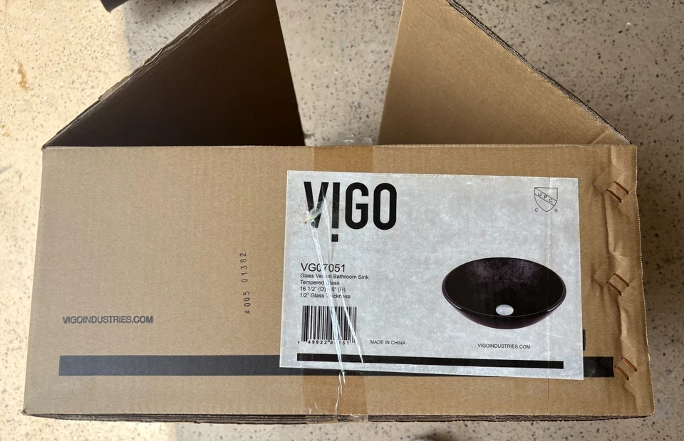 Pia de banheiro Vigo VGO7051 vaso de vidro - Preto - NOVA caixa aberta - Imagem 2 de 4