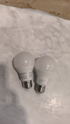 Amazon Basics Smart A60 Multicolor LED Bulb, E27 Base, 8W, 2-Pack - Picture 5 of 10