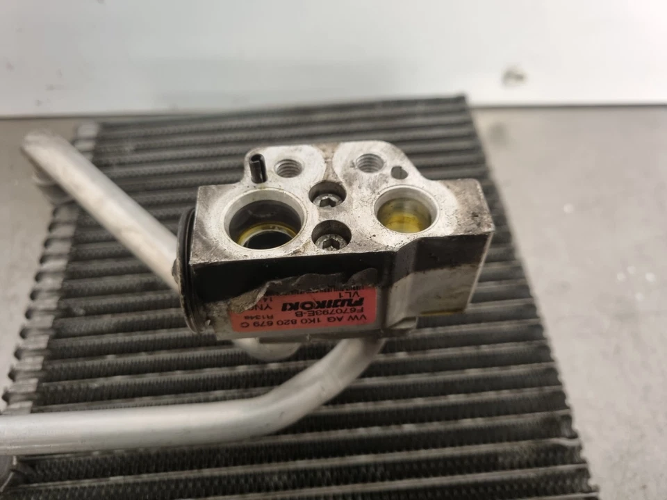 VOLKSWAGEN SHARAN MATRIZ AIRE ACONDICIONADO 1K0820679C 2012 Foto 2 de 4