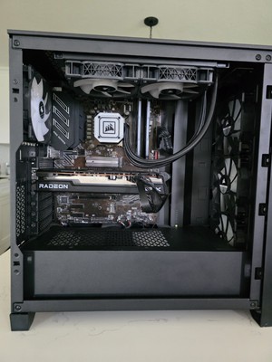 Gaming PC Rx 7600, (Amd Equivalent For The 4060) I7 8700k.