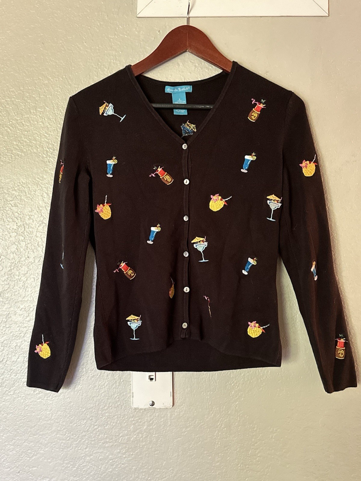 Vintage ALEXANDRA BARTLETT Black Embroidered Tropical Drink  Sweater Size Small