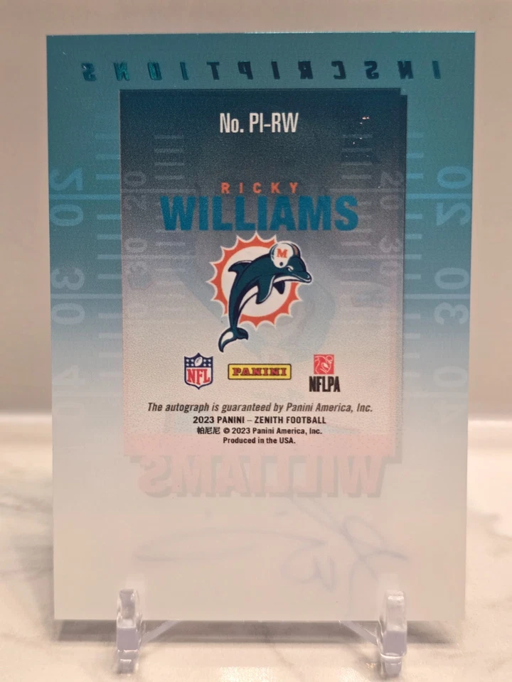 Ricky Williams Pinnacle Inscriptions 2023 tarjeta automática Dolphins Panini Zenith Foto 2 de 3