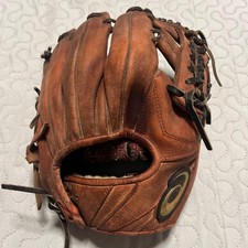ASICS Gold Stage Nubuck Baseball Glove Infield Red/Black Used Hardball