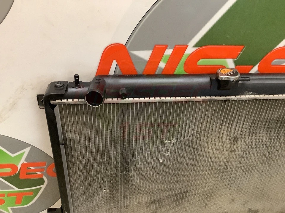 Nissan Navara D40 Water Radiator 2010-2015 21410EB30A - Image 4 of 4