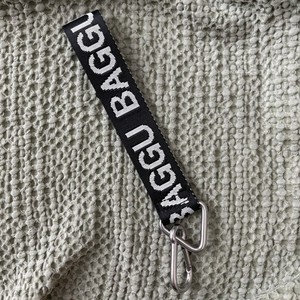 BAGGU Logo Keychain Key Ring Black and White 🖤 Used In Great Condition!