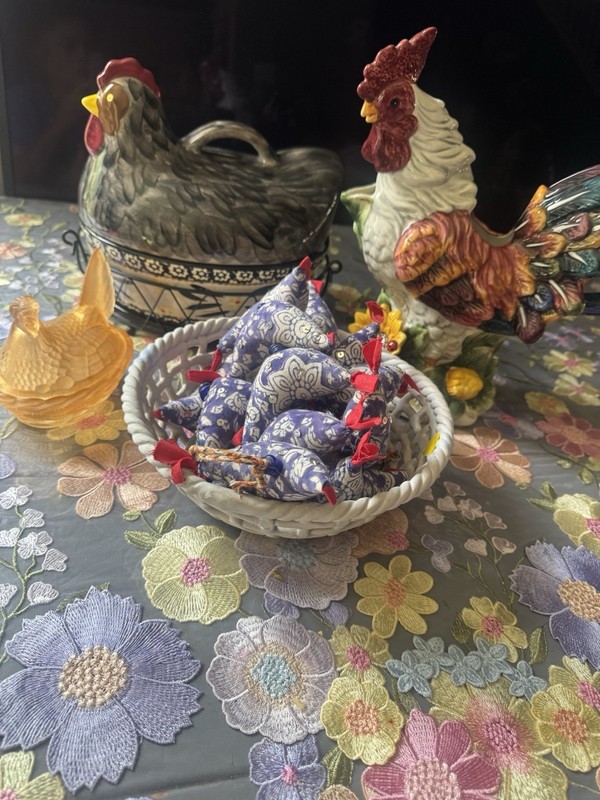 Vintage Chicken And Rooster Lot 5