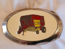 new holland farming tractor belt buckle Hoovers mfg Co. NOS NWT ENAMELED env15