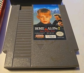 Home Alone 2: Lost in New York (Nintendo Entertainment System 1992) NES Game Box