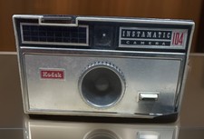 Vintage 1960  s Kodak Instamatic 104 Camera - Made In USA Untested