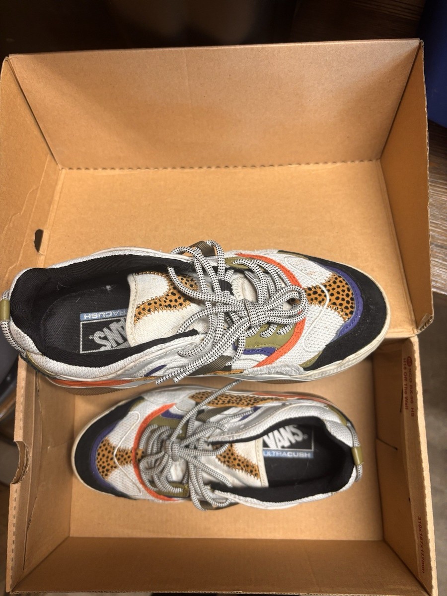 VANS UltraCush Men’s Low Top Lace Up Multicolor Animal Print Sneakers