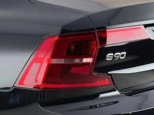 2019 Volvo S90 2.0 D4 R-Design Auto Euro 6 (s/s) 4dr Saloon Diesel Automatic - Picture 5 of 24