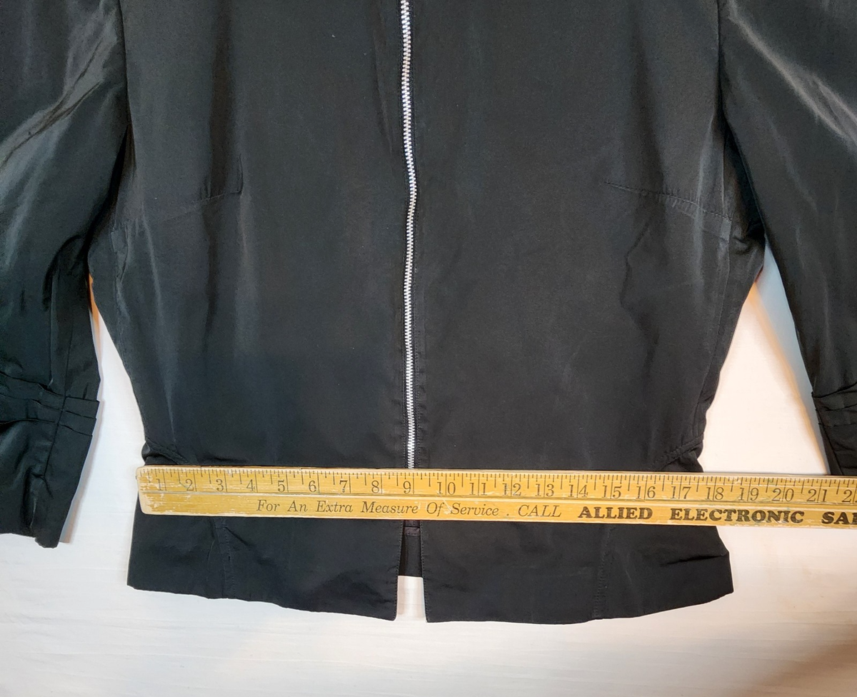 Vintage Gianni Versace Versus Italy Black Satin Short Zipper Women