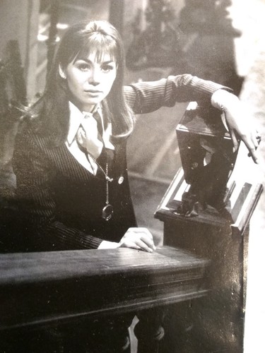 DARK SHADOWS-V.83 VHS TV SERIES HORROR SUSPENSE CREATURES MONSTERS - Picture 4 of 7