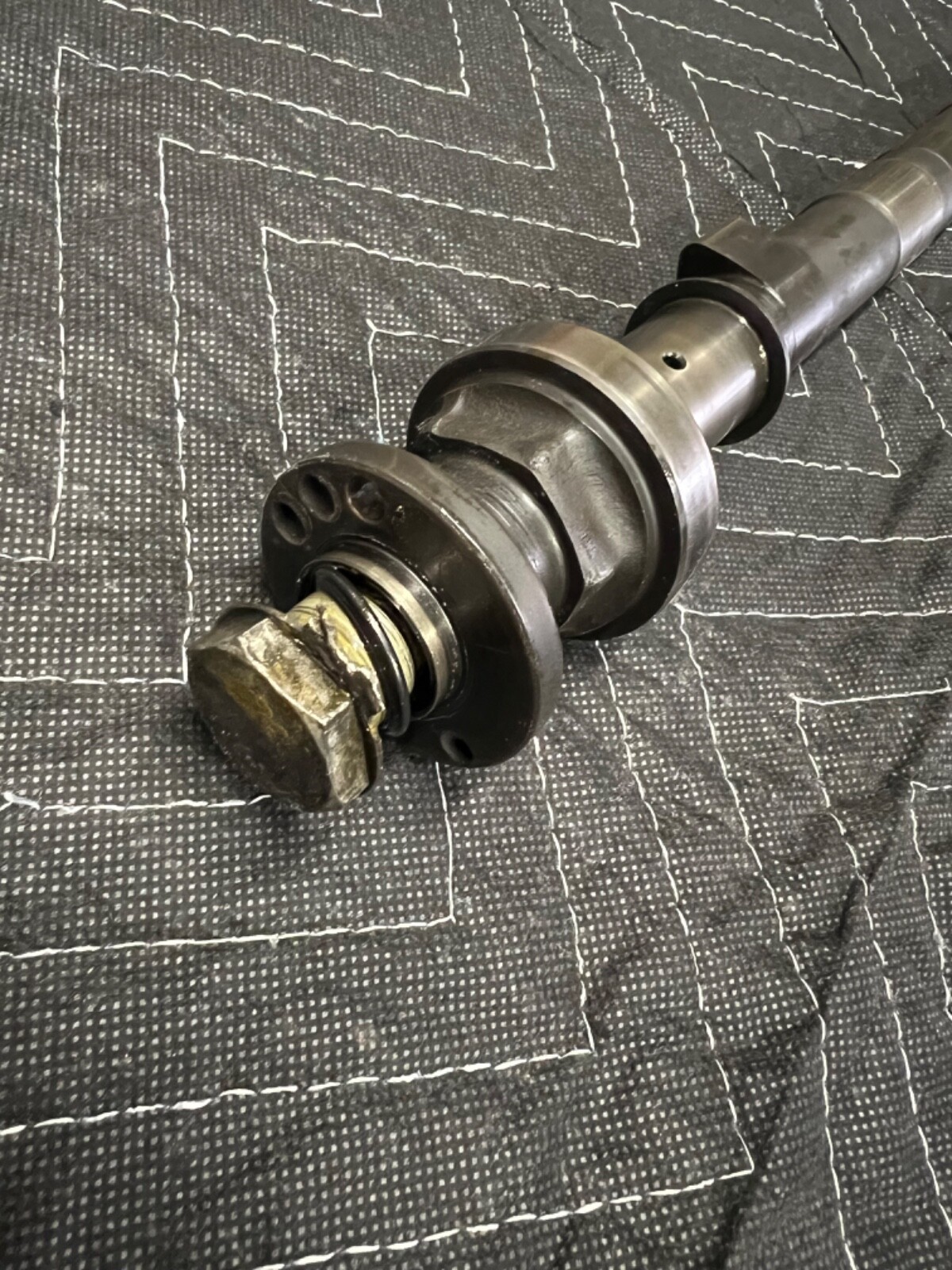 ferrari 308 115423 rh right side inlet cam camshaft mondial