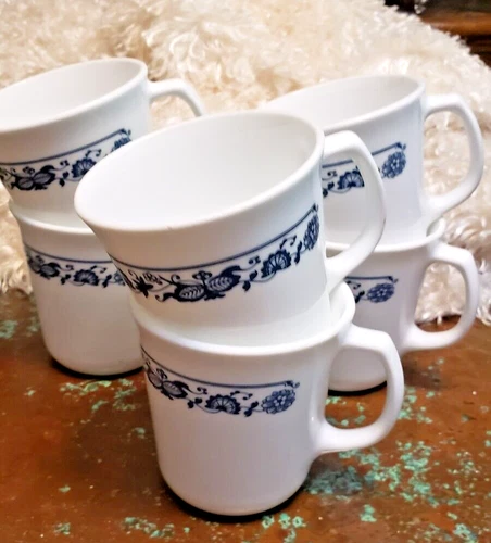 Vtg Corning Ware Corelle Set of 6  Old Town Blue Onion Vintage Coffee Cups
