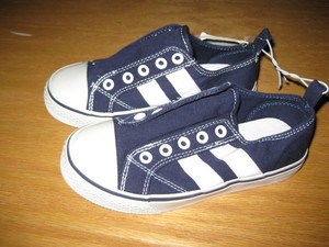 uniform tennis shoes