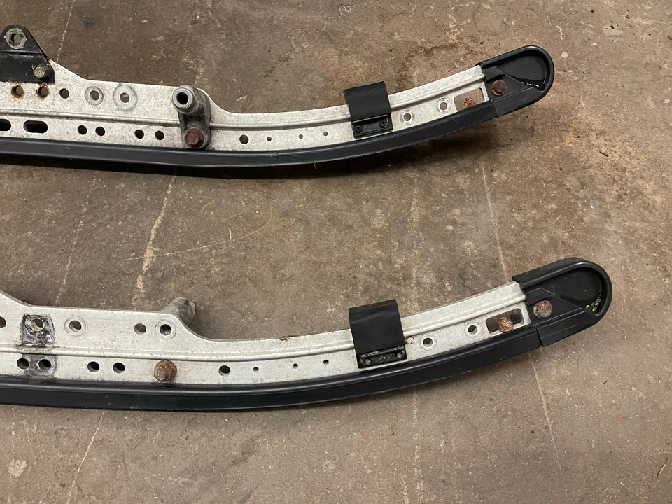 Arctic Cat Turbo T660 660 Bearcat Touring 04 05 06 07 121" rieles de suspensión ZR Foto 2 de 4