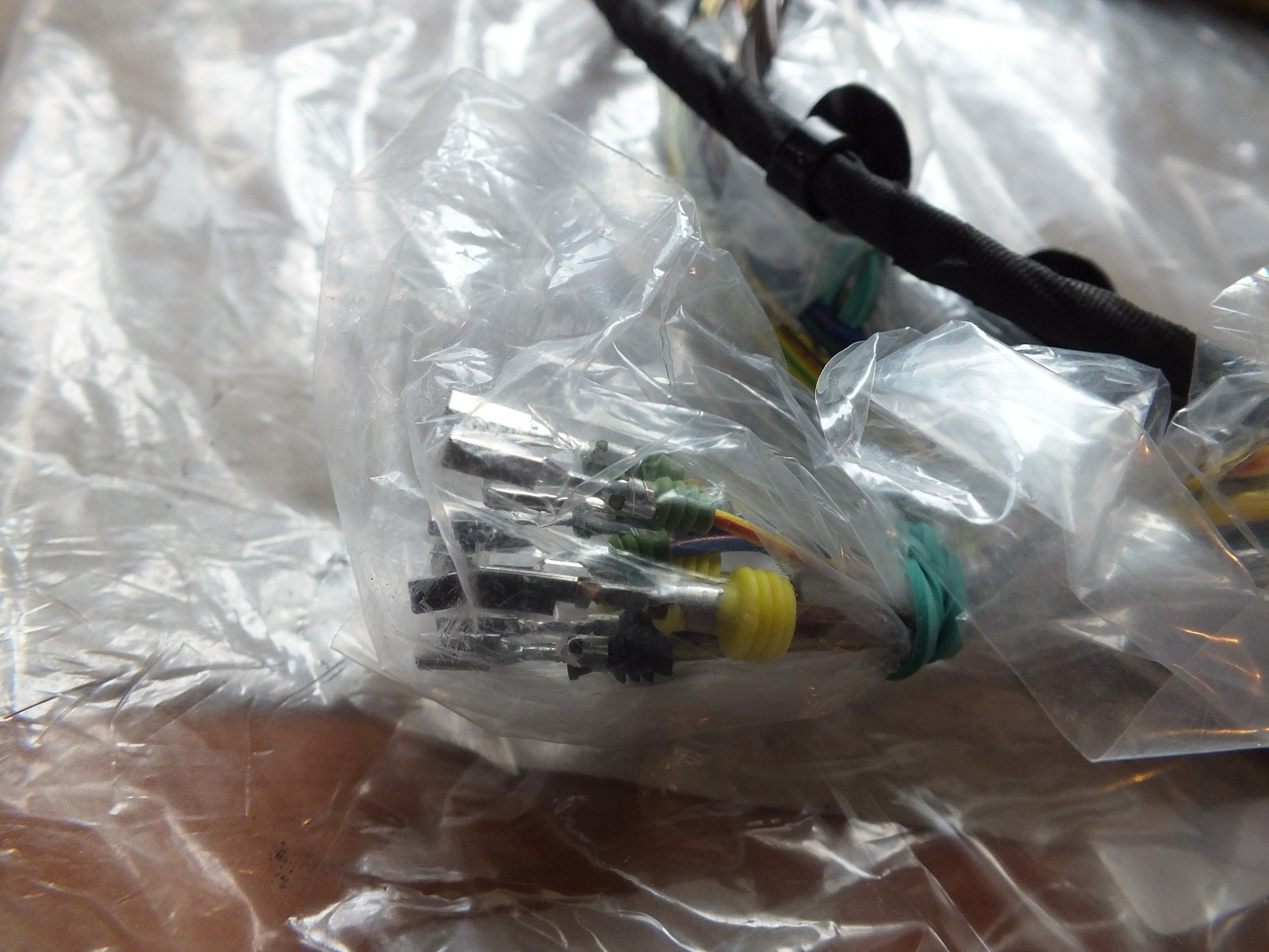 BMW Front Left Side Repair Wiring Set Genuine BMW 61119230598 for