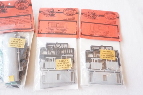 Parkside PC45 PC47 PC49 x4 OO Gauge Model Railway Unused Wagon Van Kits - Picture 3 of 4