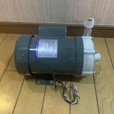 IWAKI MD-70RZM Magnet Pump 100V Genuine Product NM From Japan used 