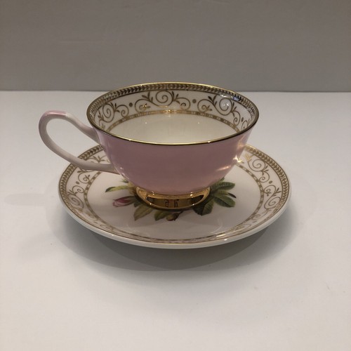 Grace's Bone China Tea Cup & Saucer Floral Theme Gilded Gold Rim - Picture 2 of 12