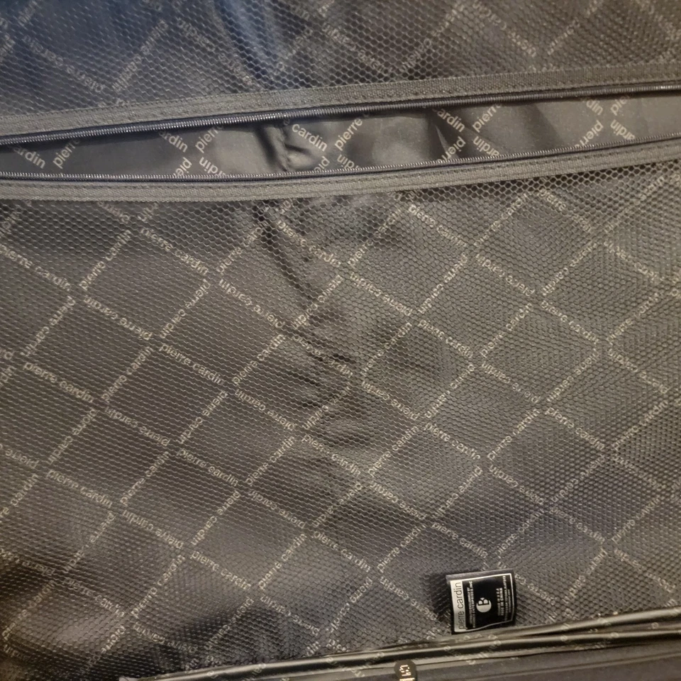 Pierre Cardin Premium Juego de Equipaje Ligero Lado Suave 3 Estuches COMO NUEVO Foto 4 de 4