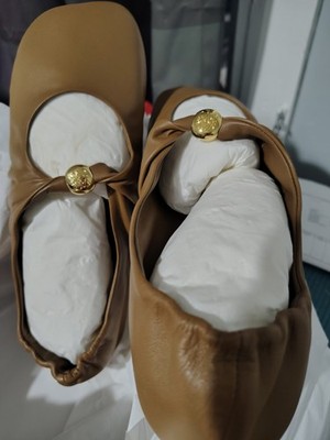 LOEWE Pebble Grain Leather Soft Ballerina Ball Flats Oak Tan NWB Size 39 Saks