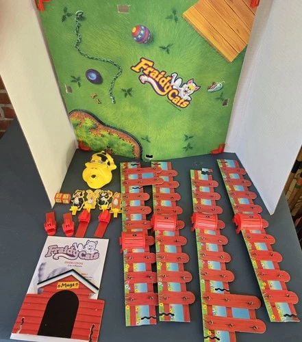 Vintage 1994 Milton Bradley Fraidy Cats Motorized Board Game Complete Works