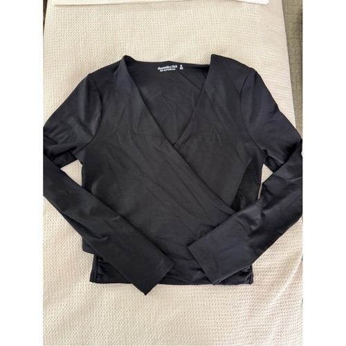 Abercrombie & Fitch Black Wrap Long Sleeve V-Neck Top Soft A&F Collection M