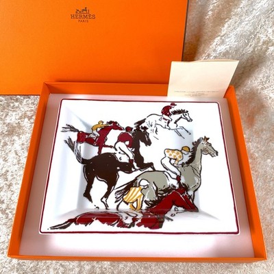 Hermes Change Tray Vide Poche Ashtray Porcelain Horse Race with