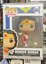 Funko Pop Wonder Woman DC 600 + 1 Soft Protectector
