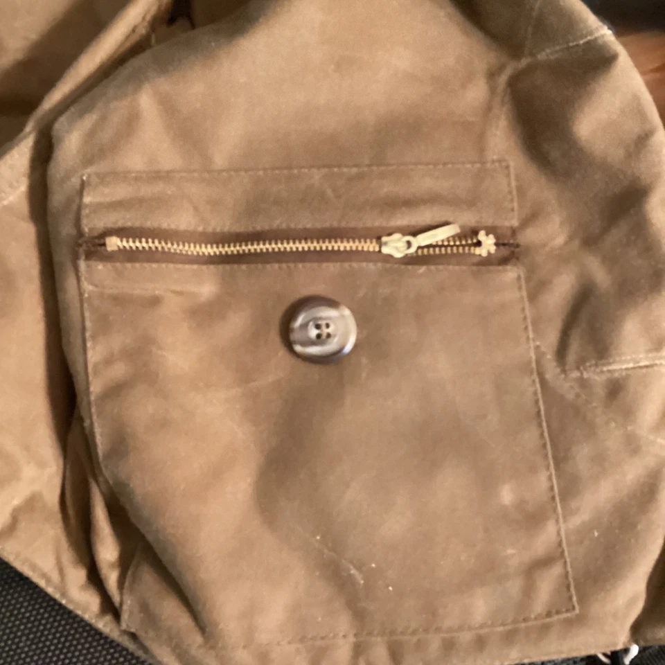 Vintage Filson 436 oil Cloth Hunting Vest SIZE Regular all tags attached - Image 4 of 4