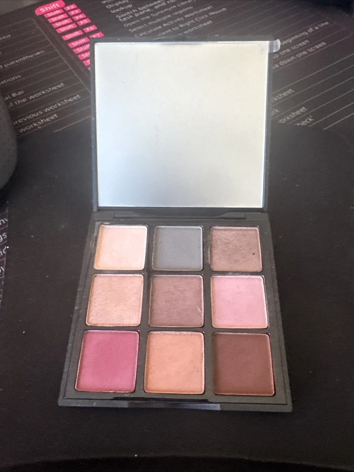 Younique Moodstruck Addiction Eyeshadow Palette 9 Shades - Image 3 of 3
