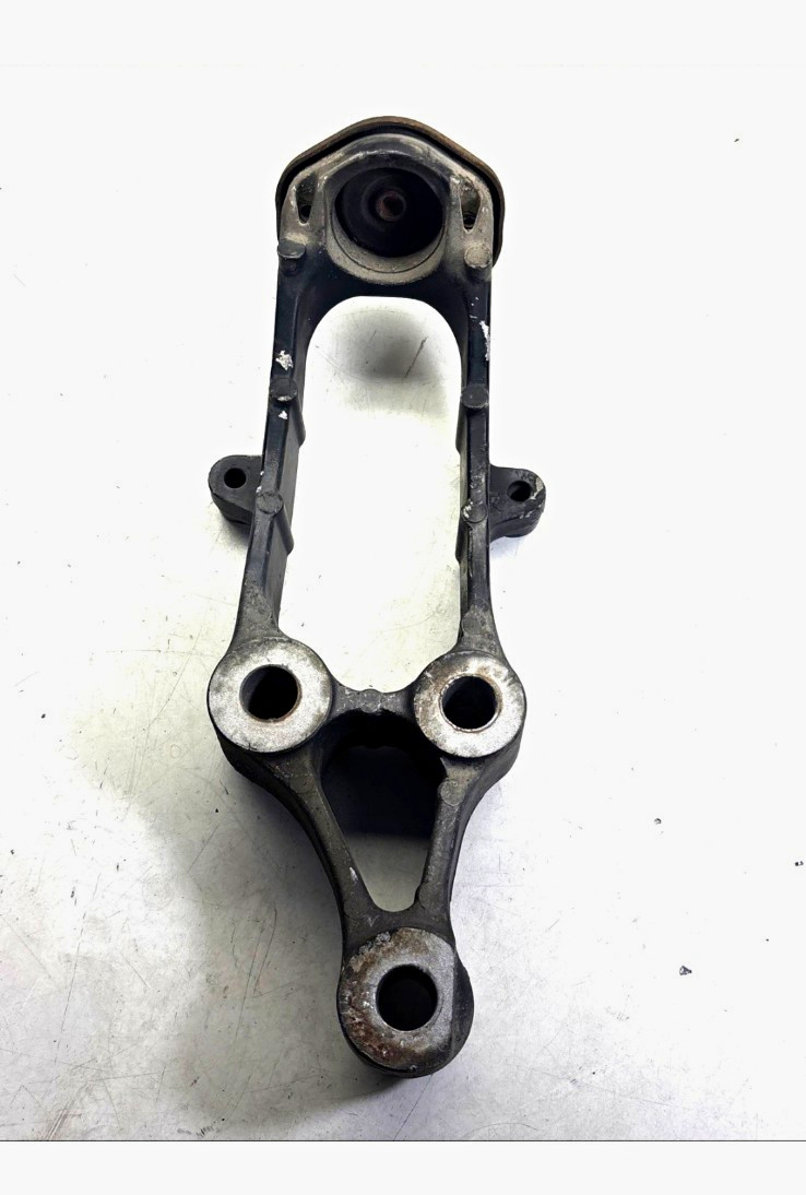 For VOLVO (2007-2018) Radiator Mount Bracket LOWER PRO PARTS + WARRANTY