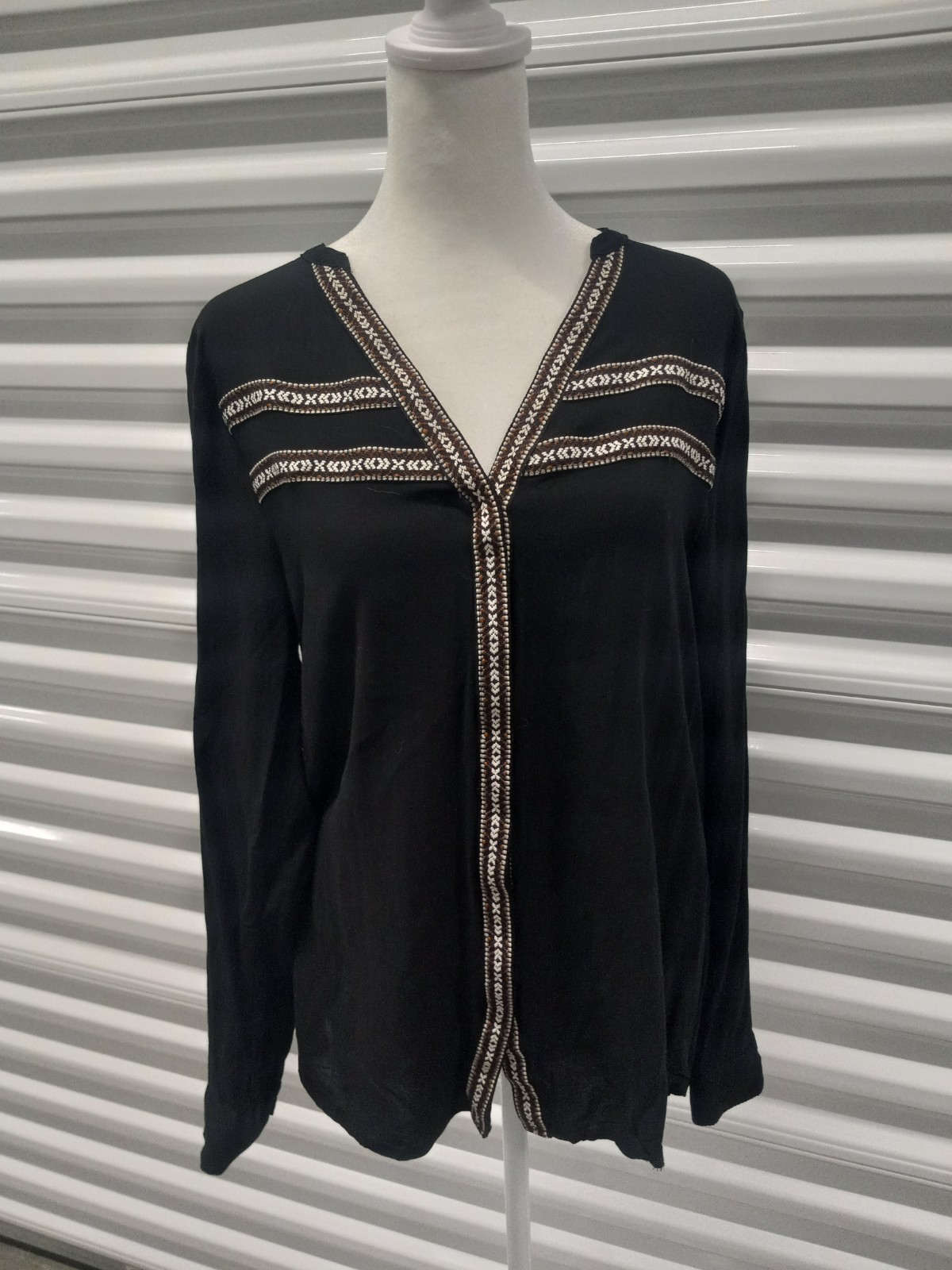 BKE Native Split Neck Beaded Button-Up LS Shirt W… - image 1