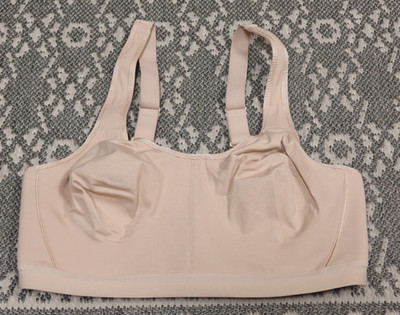 New Wacoal Sport Underwire Bra - Size 34DD - Sand - # 855229