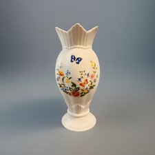 Aynsley English Fine Bone China Vase 'Cottage Garden' Schmetterlinge Muster