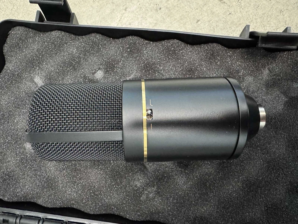 MOVING SALE! MXL 770 Condenser Mic - Image 4 of 4