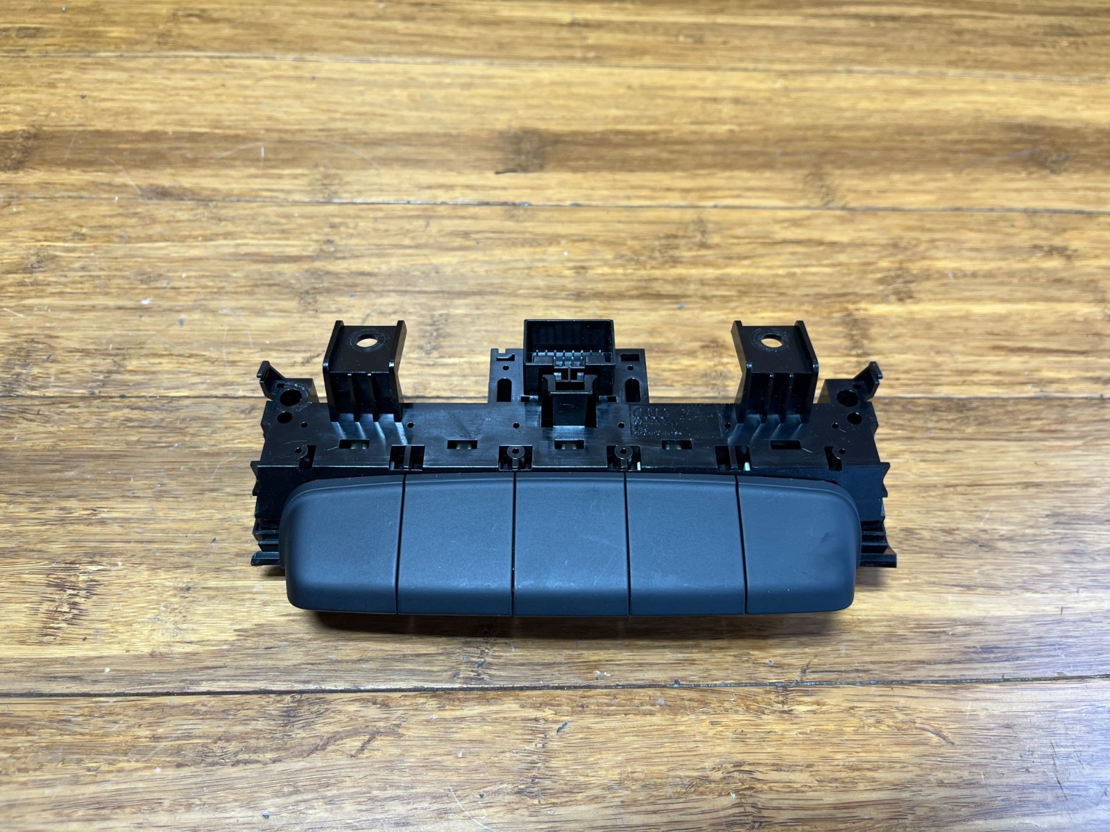 Audi R8 2016-2024 Center console