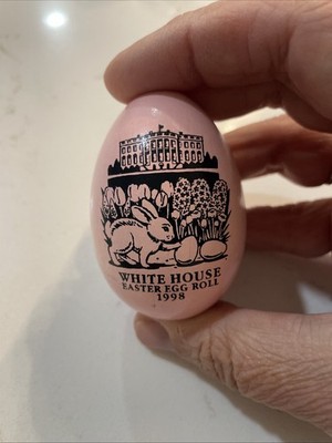 Vintage 1998 Wooden White House Easter Egg Roll - Bill & Hillary Clinton