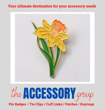 New Daffodil Flower plant yellow greenpin badge tie pin badge metal Enamel