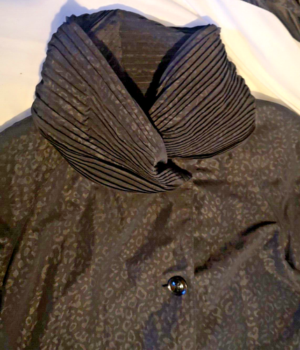 Gallery A-line Rain Coat Fabulous Black Leopard Print With Pleated Hood - Picture 16 of 20