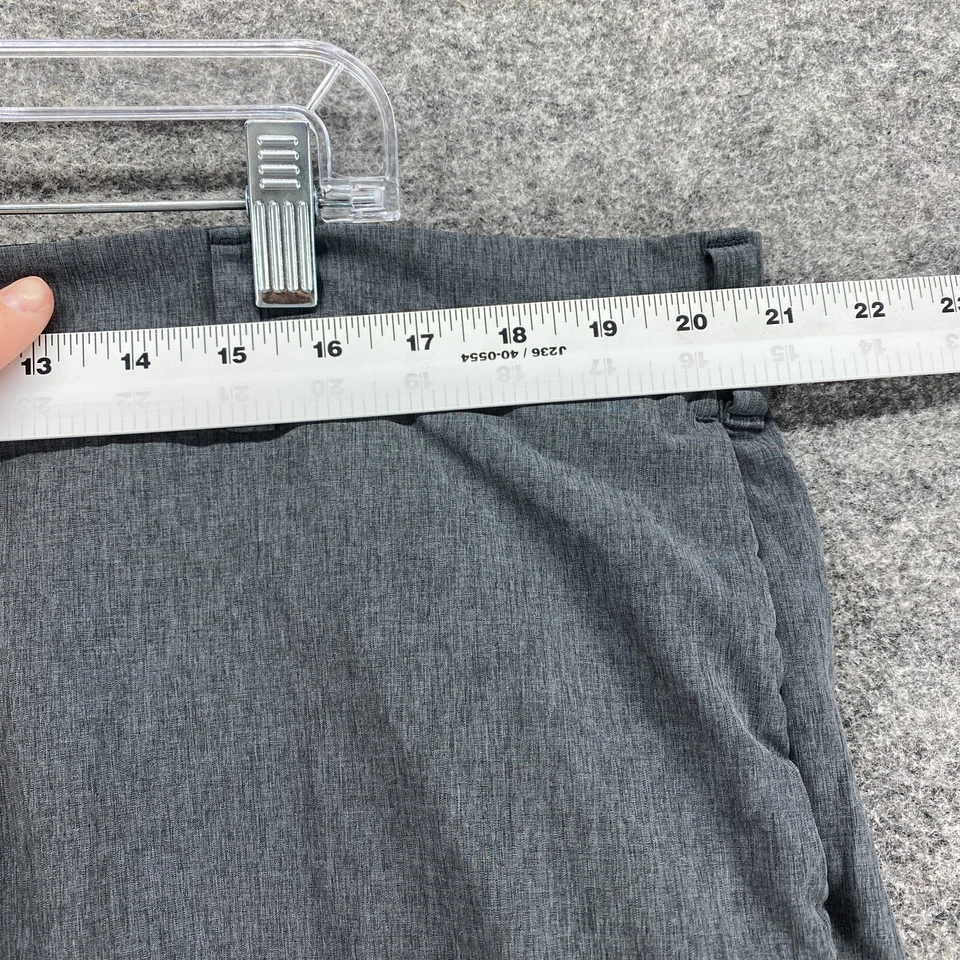 Pantalones Cortos Izod Hombres 40 Gris Híbrido Chino Tiro Alto Bolsillos Frontales Planos Ajuste Regular Foto 3 de 4