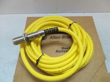 New Allen Bradley 871TM-D5NP18-H5 Proximity Sensor 10-30VDC 200mA Metal Faced